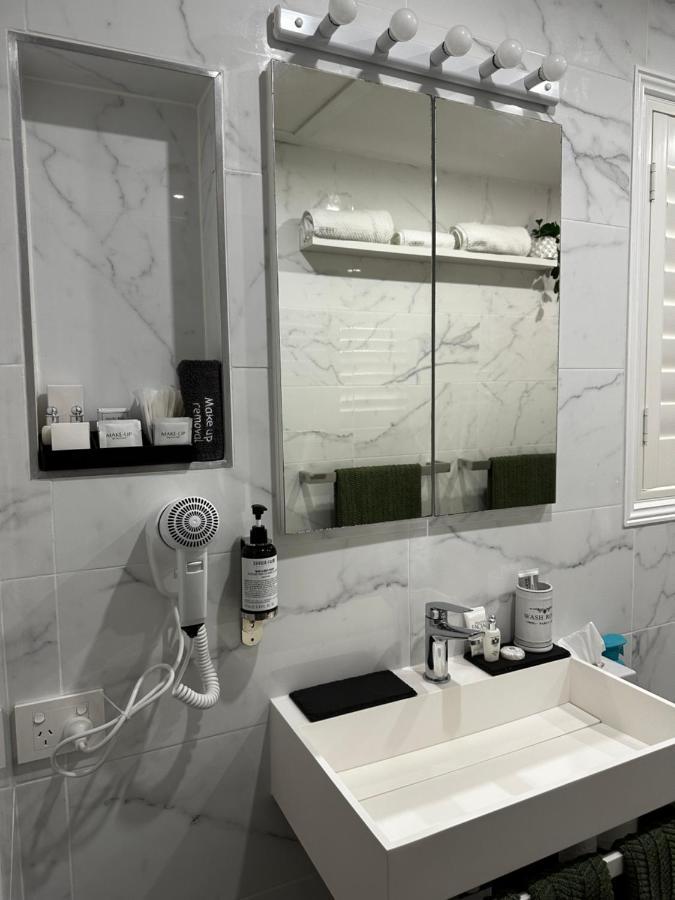 Luxury Boutique Self-Contained Private Granny Flat Villa Ormeau Bagian luar foto